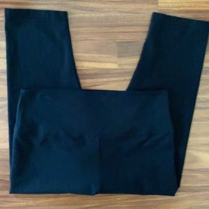 Aerie crop leggings size large black